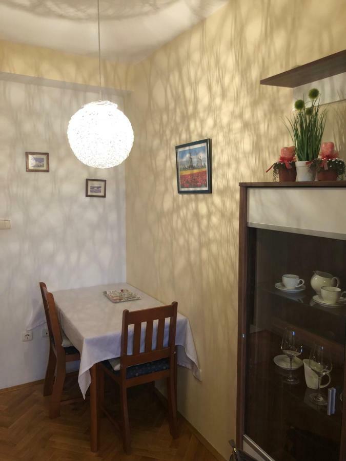 Garsonjera Katarina Appartamento Spalato Esterno foto